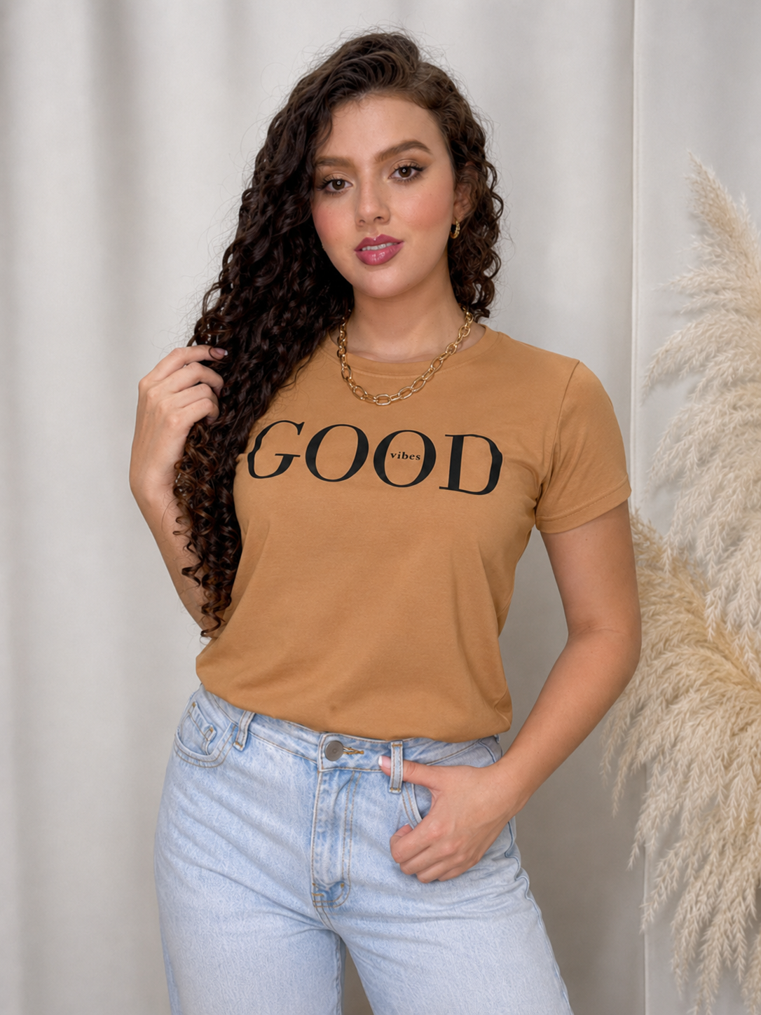 Camiseta Esencial Dama - Good Vibes