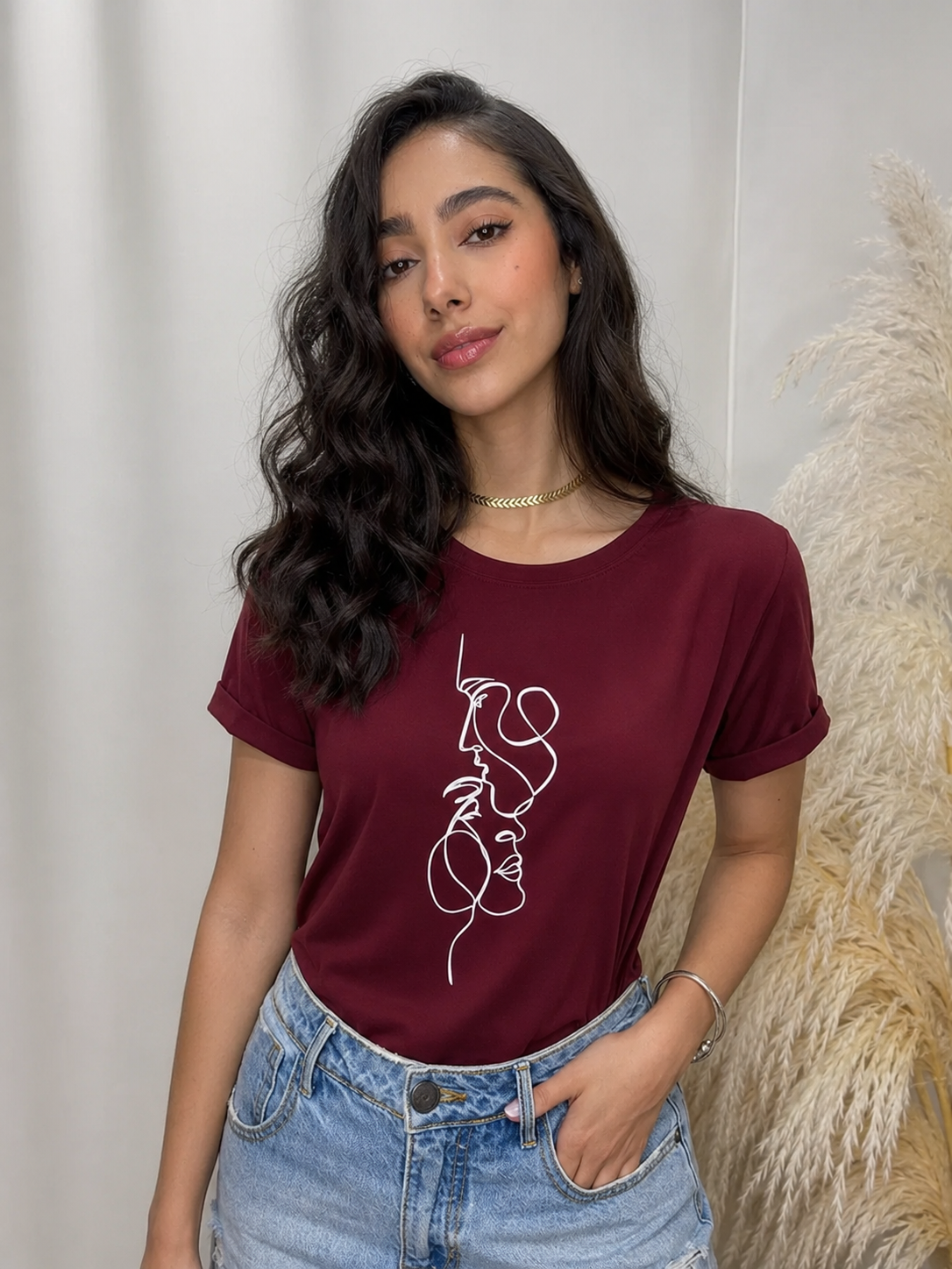 Camiseta Esencial Dama - Rostros Lineales