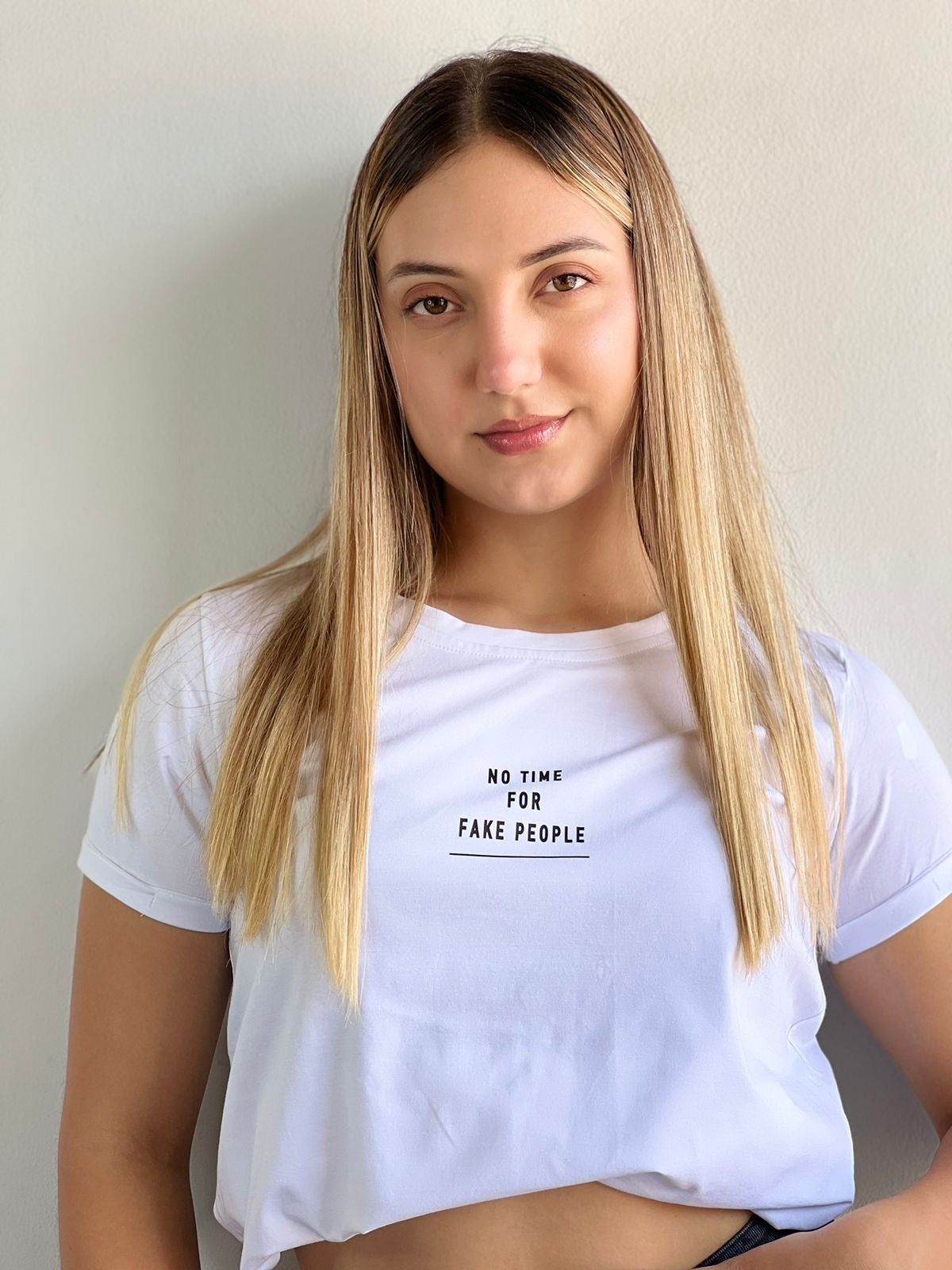 Camiseta Esencial Dama No Fake People - BASICTEX