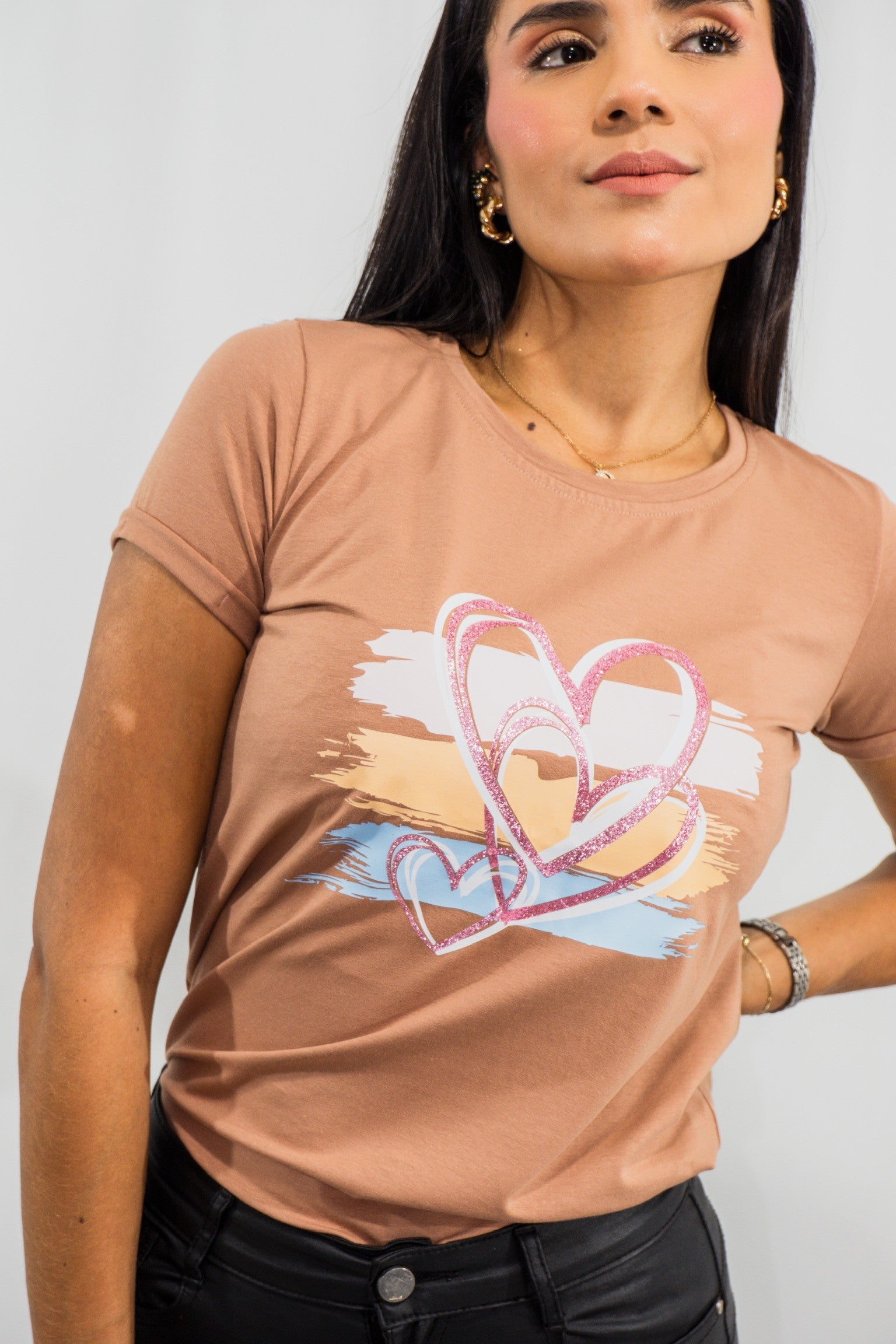Camiseta Esencial Dama Wild Hearts - BASICTEX